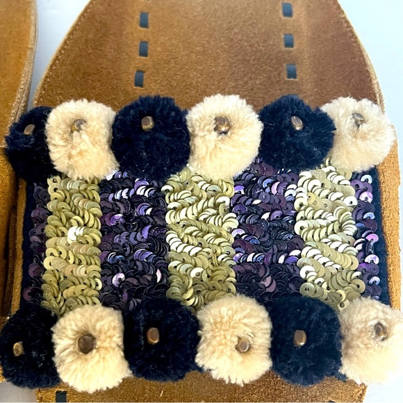 Figue Women’s Slide Sandals 8 Suede Pompoms Sequins Italy Very Unique High End - Picture 7 of 13